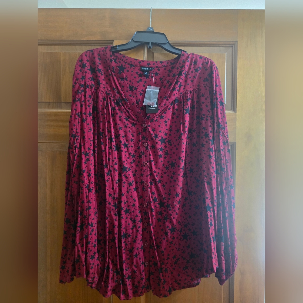Torrid Red and Black Star Print Blouse